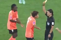 开云体育入口-日本女足队员田中获得守门员大奖