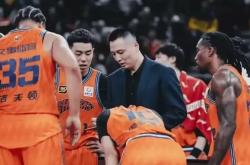 开云体育下载-上海队主力球员发挥出色，各项数据领跑