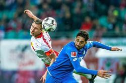 开云体育登录-法兰克福连胜收官，焕发复苏气息