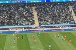 开云体育app-关于大连足球主场大胜天海，保住争夺积分的信息