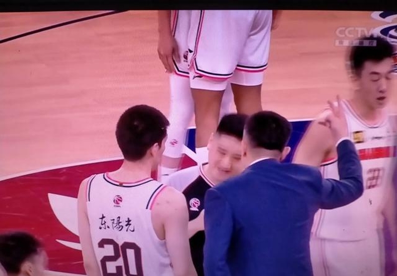 上海男篮将在主场与天津队展开较量