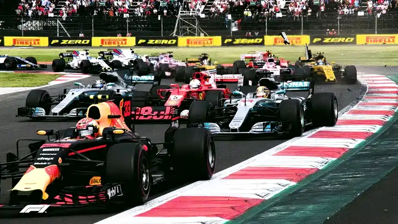 香港举行F1赛车比赛，曼联表现戏剧性的简单介绍