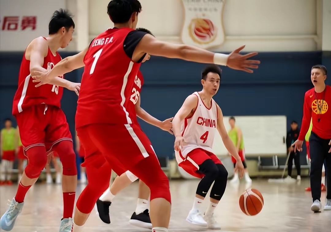 中国篮球职业联赛各队积极备战新赛季，备受关注的简单介绍