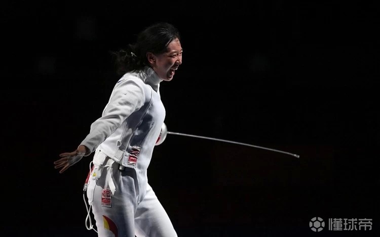 英国击剑选手意外逆袭,成功晋级四强 英国击剑选手意外逆袭,成功晋级四强