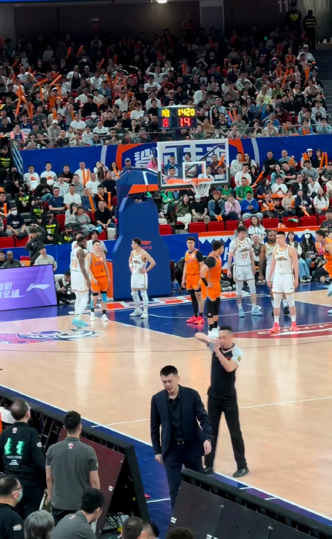 关于南韩男篮横扫中国男篮,哈登制霸全场的信息 关于南韩男篮横扫中国男篮,哈登制霸全场的信息