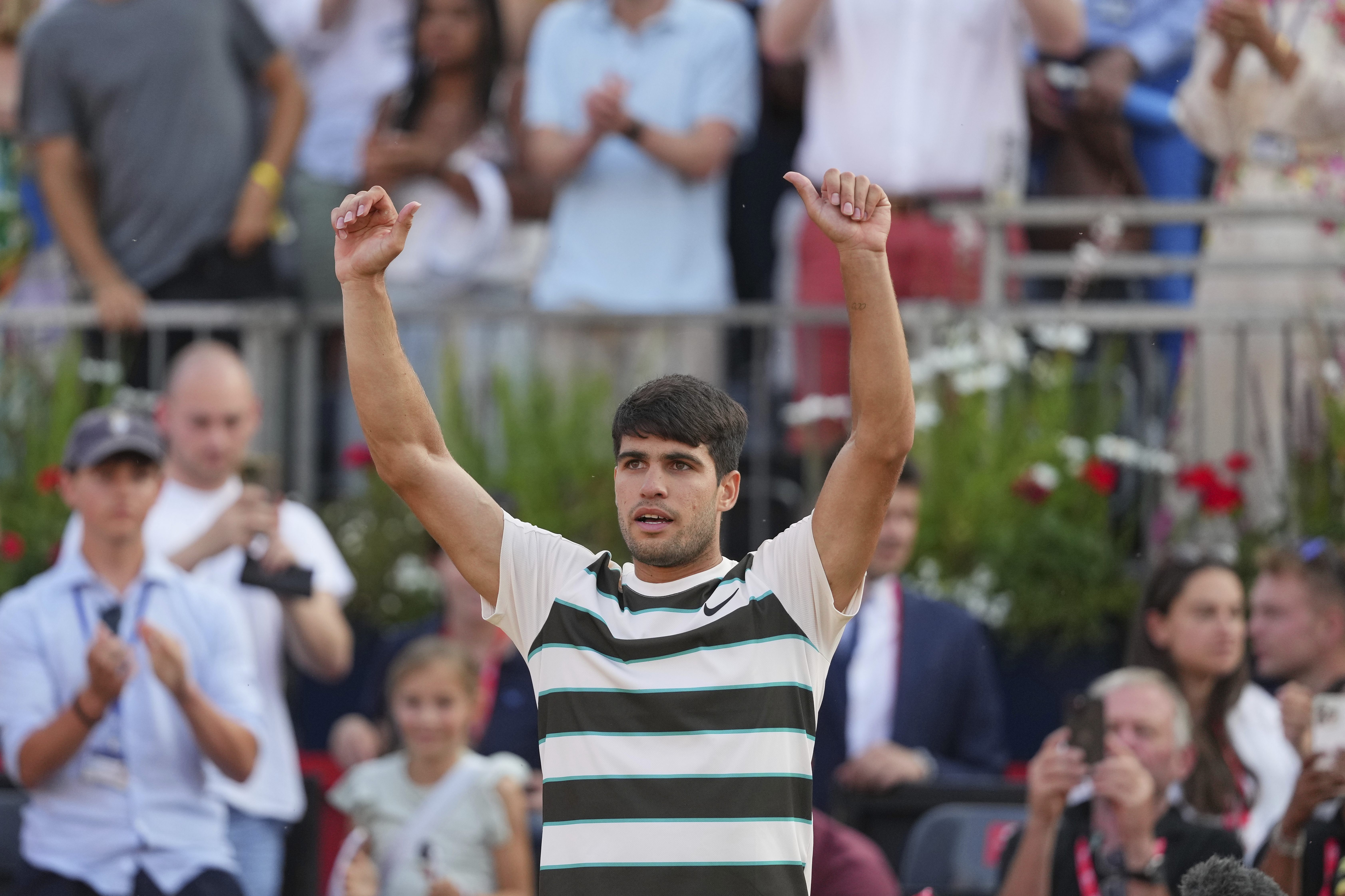 西班牙网球队血洗英国网球队,阿尔卡拉斯关键制胜的简单介绍 西班牙网球队血洗英国网球队,阿尔卡拉斯关键制胜的简单介绍