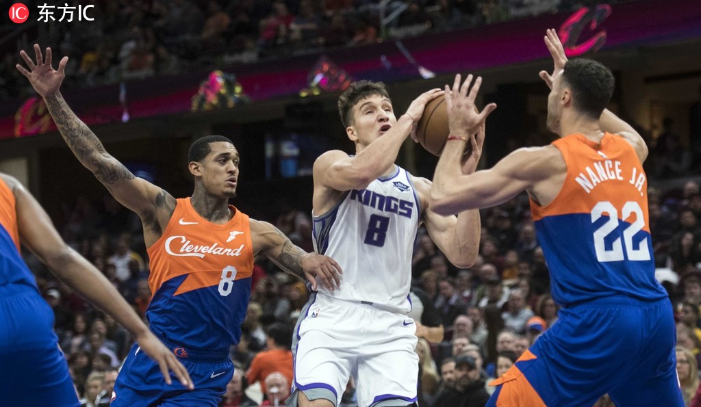 山西队力克骑士，福克斯点燃赛场